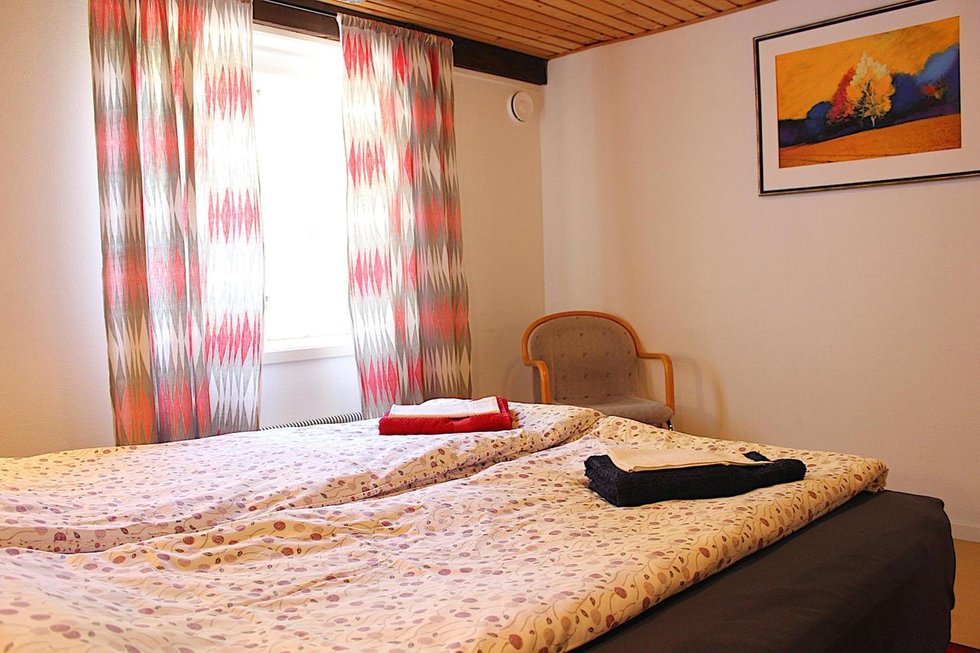 Twister 53 Otel Sparreholm Dış mekan fotoğraf